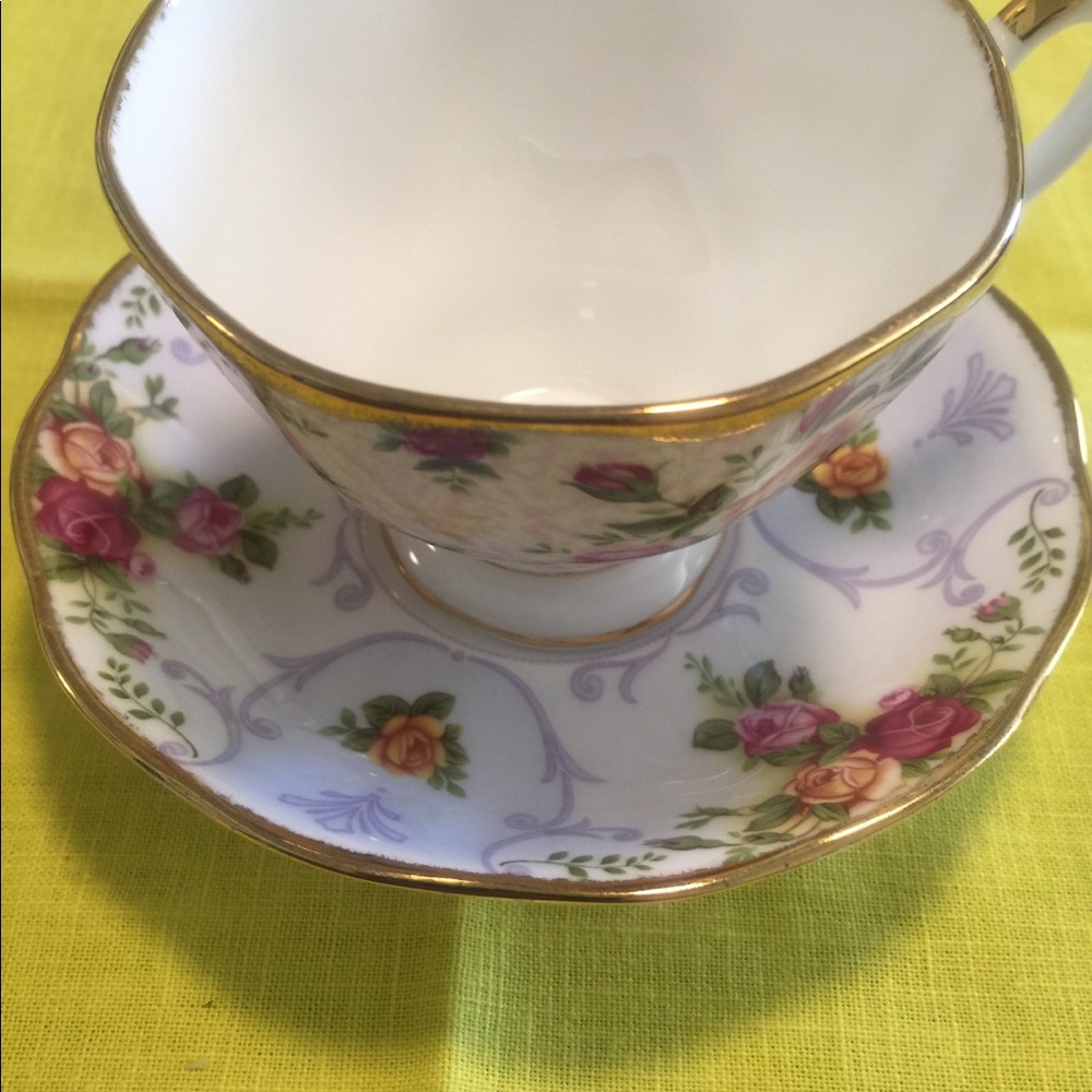 2 set of mix Match fine china tea cups. - Picture 2 of 4